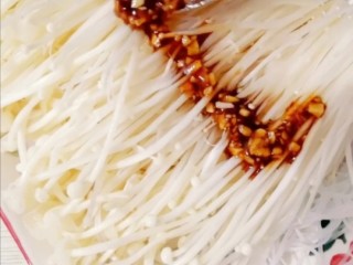 蒜蓉粉丝蒸金针菇 